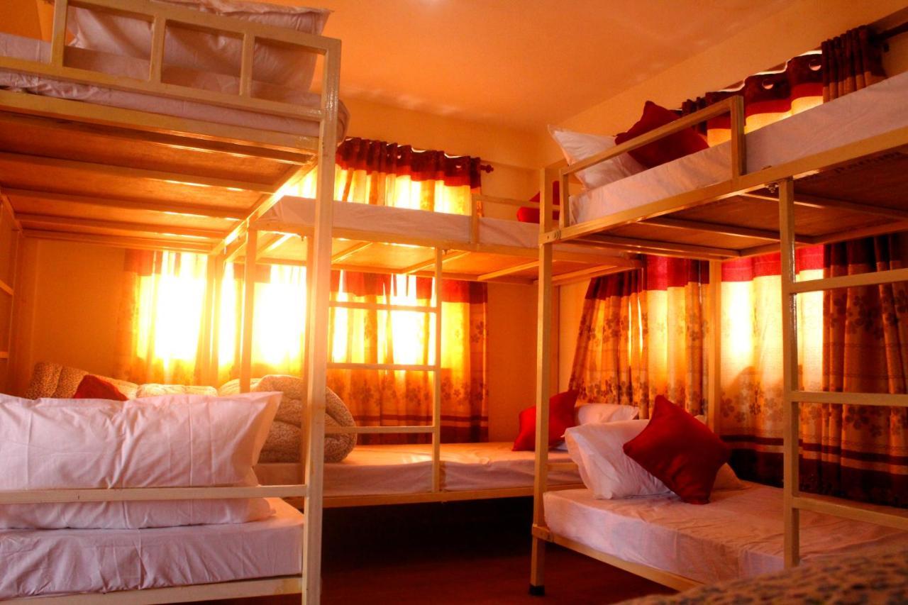 Mountain Backpackers Hostel กาฐมาณฑุ ภายนอก รูปภาพ