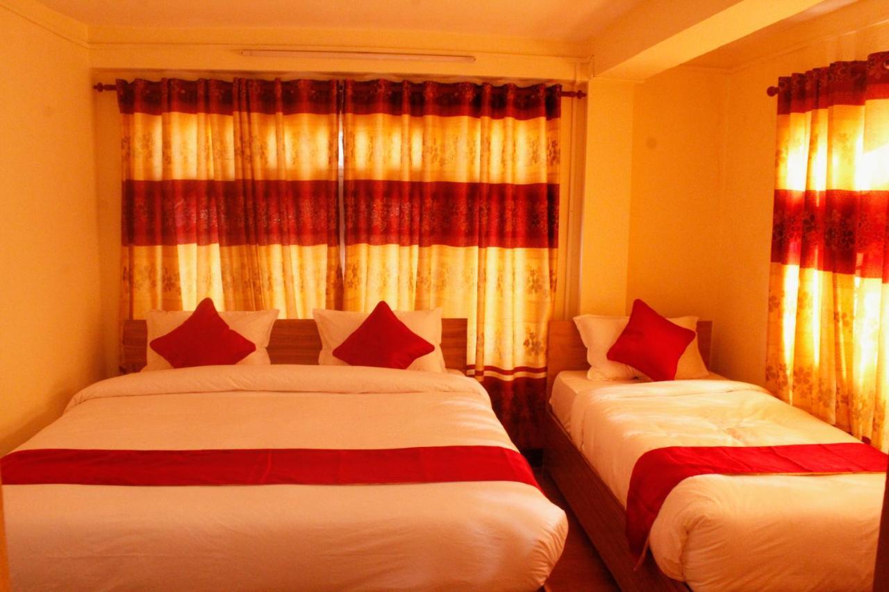 Mountain Backpackers Hostel กาฐมาณฑุ ภายนอก รูปภาพ
